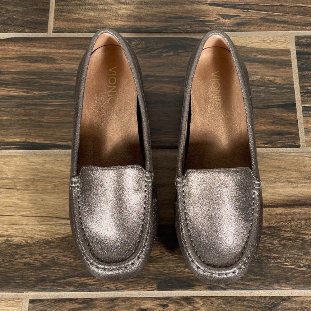 Vionic Debbie Womens Size 8 Shoes Metallic Leather Comfort Moccasin Loafer Flat